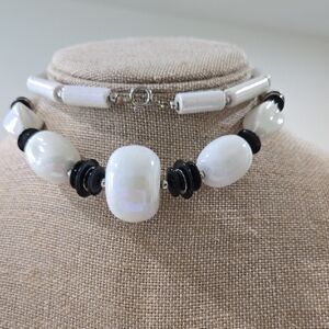 Vintage Unsigned Japan Opaline Glass Necklace